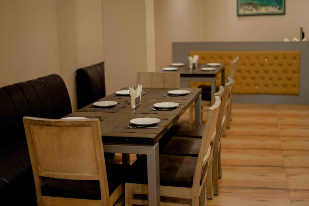 Hotel Grand Lotus Dimāpur Zewnętrze zdjęcie