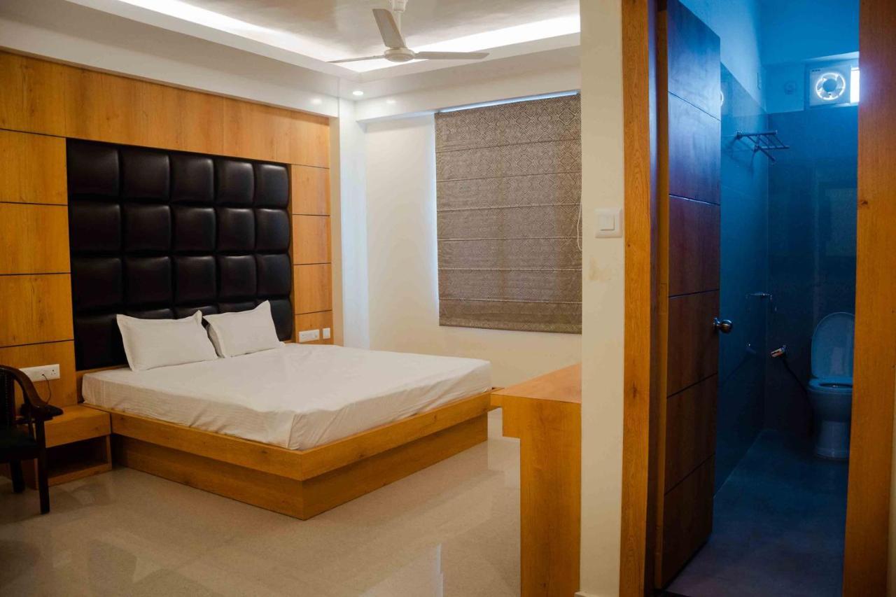 Hotel Grand Lotus Dimāpur Zewnętrze zdjęcie