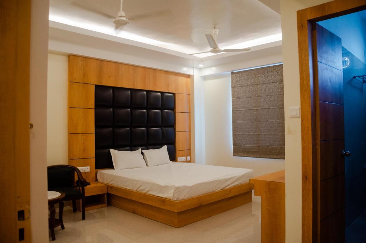 Hotel Grand Lotus Dimāpur Zewnętrze zdjęcie